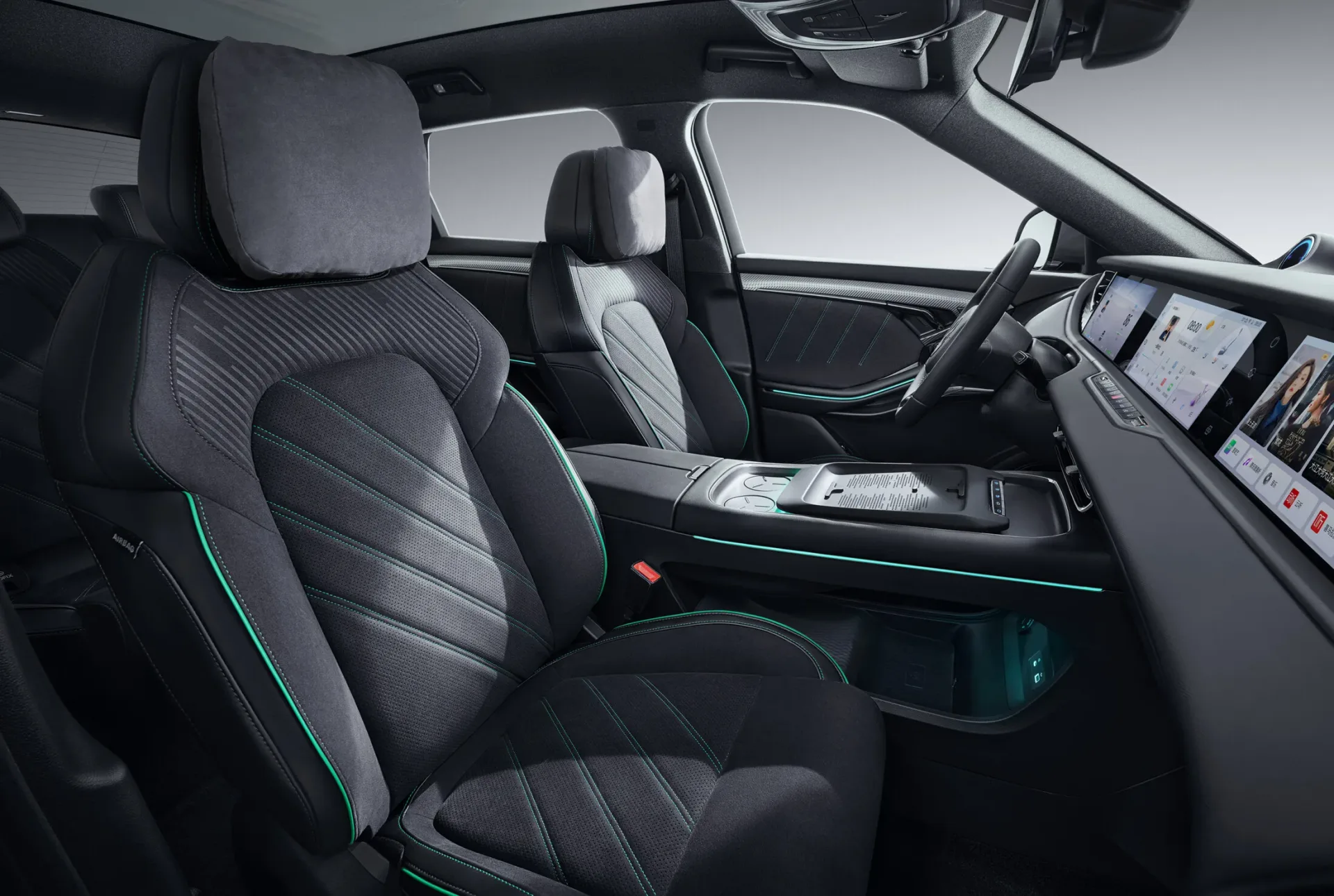 VOYAH Free 318 Competition interior