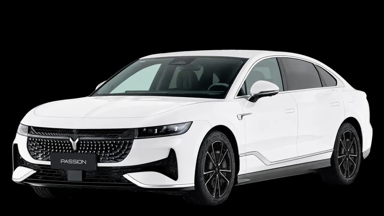 VOYAH Passion in Pearl White
